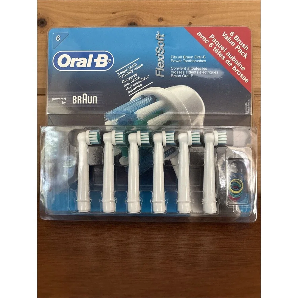 Oral B Triumph FlexiSoft EB17  5 FlexiSoft 1 Floss Action Brushhead Replacement - Picture 2 of 6